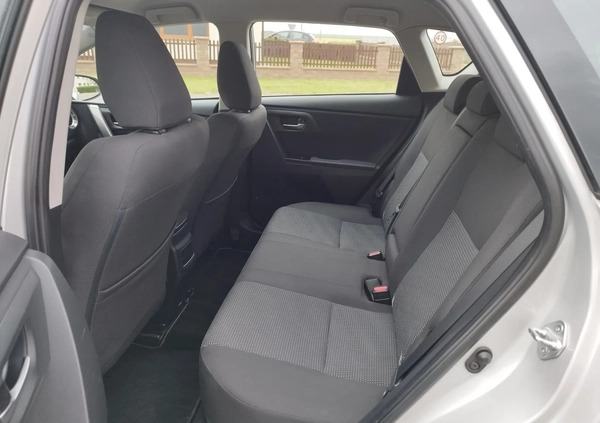 Toyota Auris cena 29900 przebieg: 171300, rok produkcji 2013 z Poniec małe 172